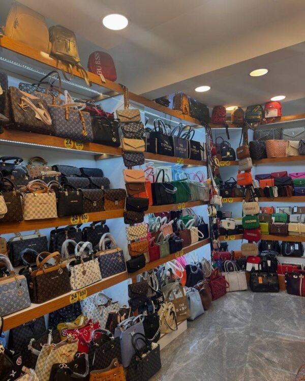 beautiful women’s handbags pallets
